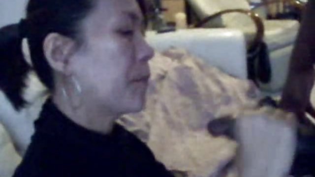Kuni je dao svom amateur sex film treneru joge