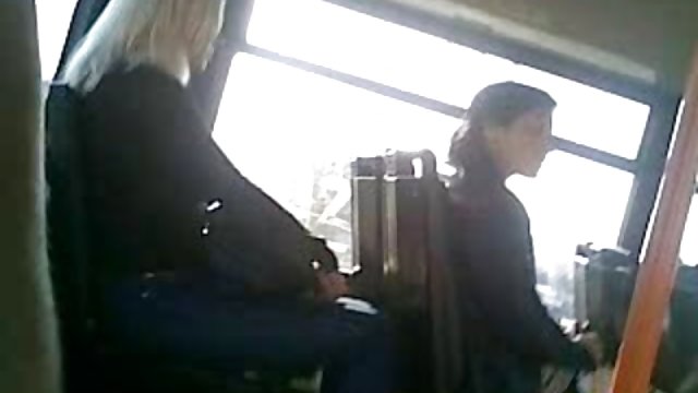 Ćelavi je objavio Anju i tube 18 seks spustio spermu u usta