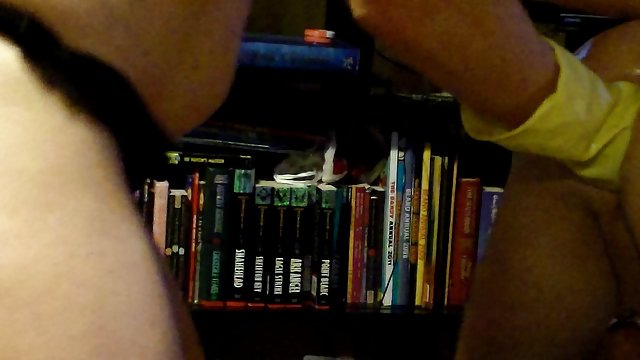 Amaterski video snimak snimljen na sex tube trio mobitelu