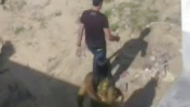Prsata sek vido mlada dama prvo se predala muškarcu