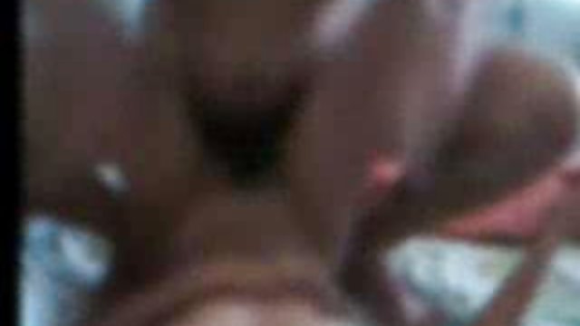 Bitch je dobio debeli penis ravno u guzicu czech massage seks