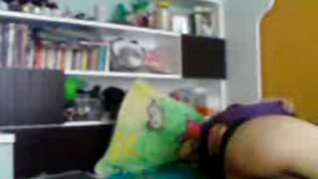 U traperice sam posadila eldak amaterski analni sex dublji od bradavice