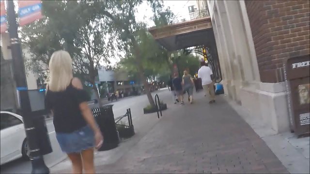 Jeben i prisiljen uzimati stream seks spermu u usta