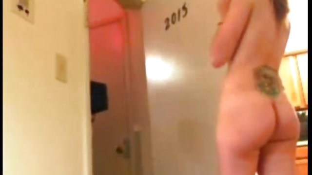 Mlada seks 17 video ljepotica s okruglim magarcem